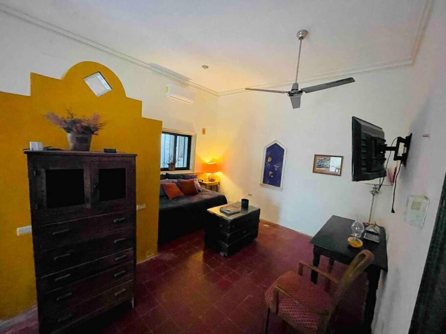 House Dzalbay Santa Lucia With Hot Tub Villa Мерида Екстериор снимка